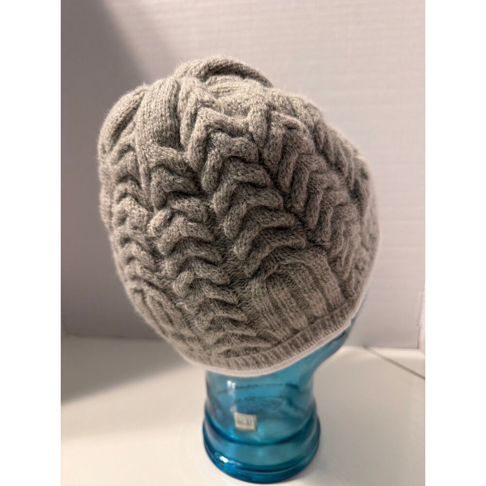 Gray Patagonia beanie - Picture 3 of 7